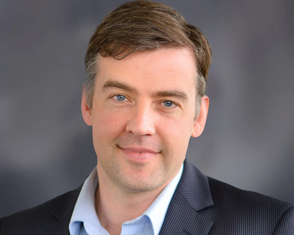 ILYA FROLOV Chief Information Officer Ilya bring over 18 years of experience in successfully building high quality systems and products for the finance and engineering industries. He is well-recognised for strong market expertise, delivering results, building long-term relationships with clients and partners, and outstanding business ethics. Following the start of his IT career as IT Consultant at Dominic Hughes & Associates, Ilya relocated to Europe where he held the roles of IT Director at Churchill Capital, followed by being the CEO of Unwind Technology – a global software development and IT consultancy focusing on custom projects for the financial and investment industries. Ilya holds and Honours in Engineering from Monash University, a Masters of Virtual Communication from RMIT as well as an EMBA in Entrepreneurship from the International University of Monaco.