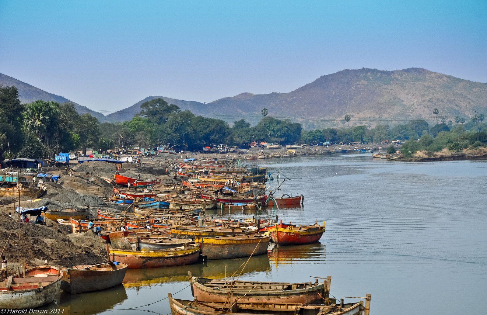 Tansa River, just north of Shirsad, Maharashtra, India. Looking west. This picture was selected for Google Earth.