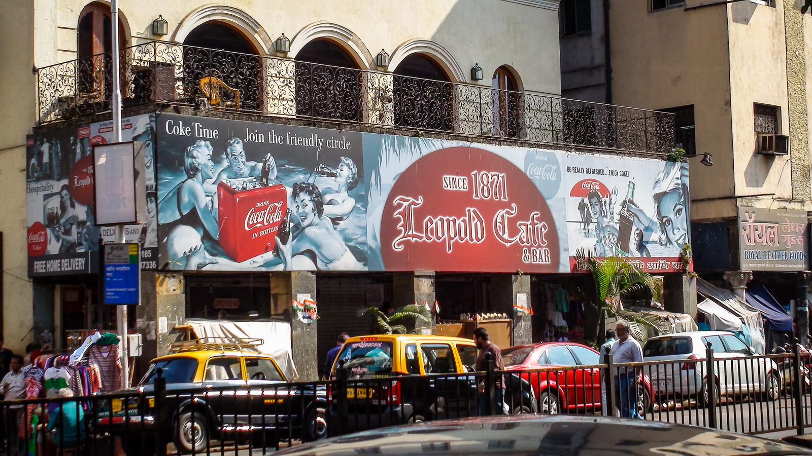 Founded in 1871, it first started out as a wholesale oil store, and over the years has variously been a restaurant and store, and restaurant and pharmacy.