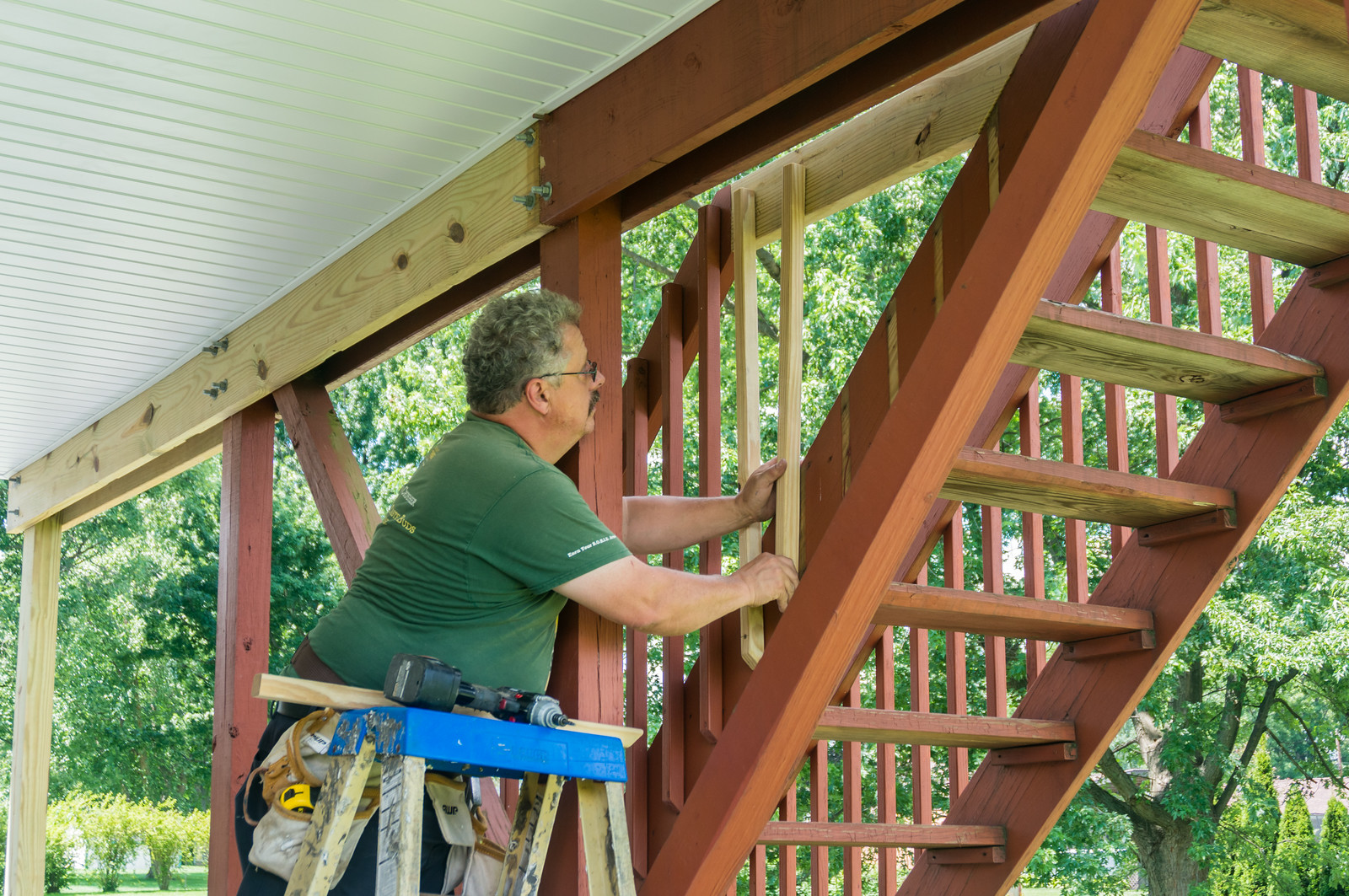 Changing the handrail