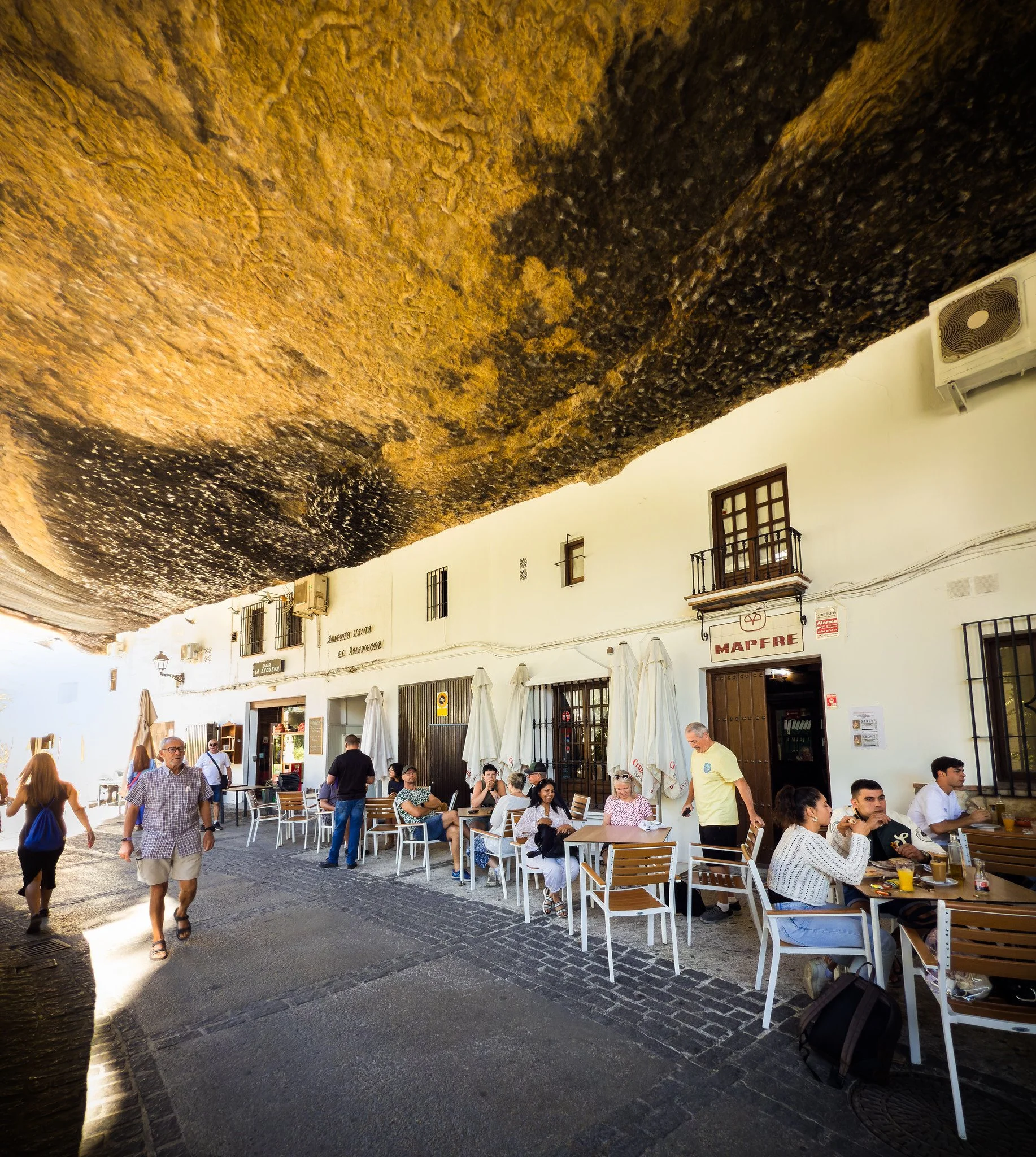 C. Cuevas de la Sombra