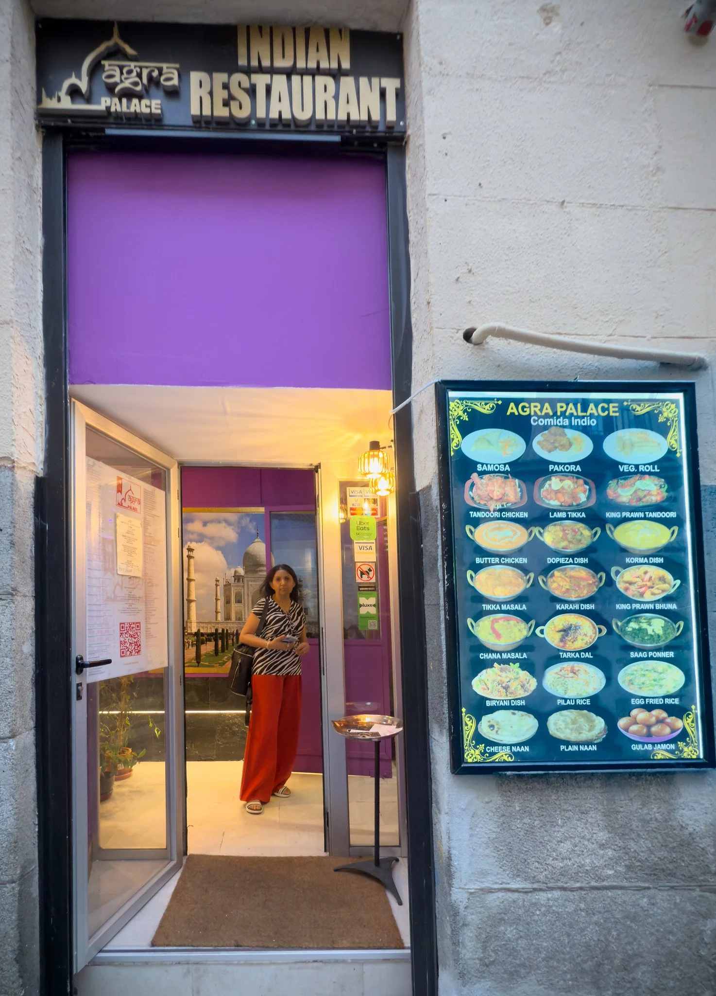 Agra Palace Indian Restaurant