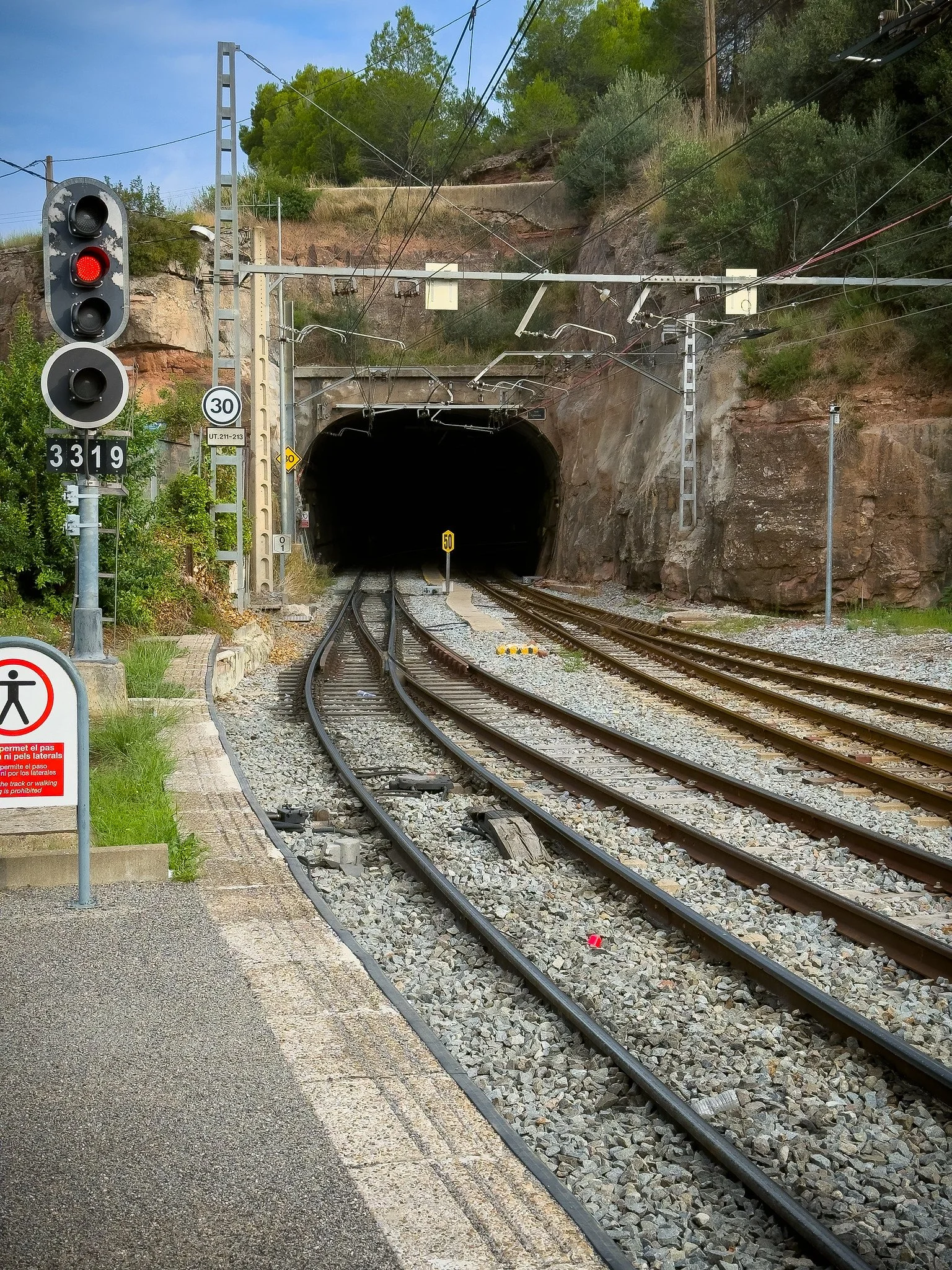 Foradada Tunnel (Túnel de la Foradada)