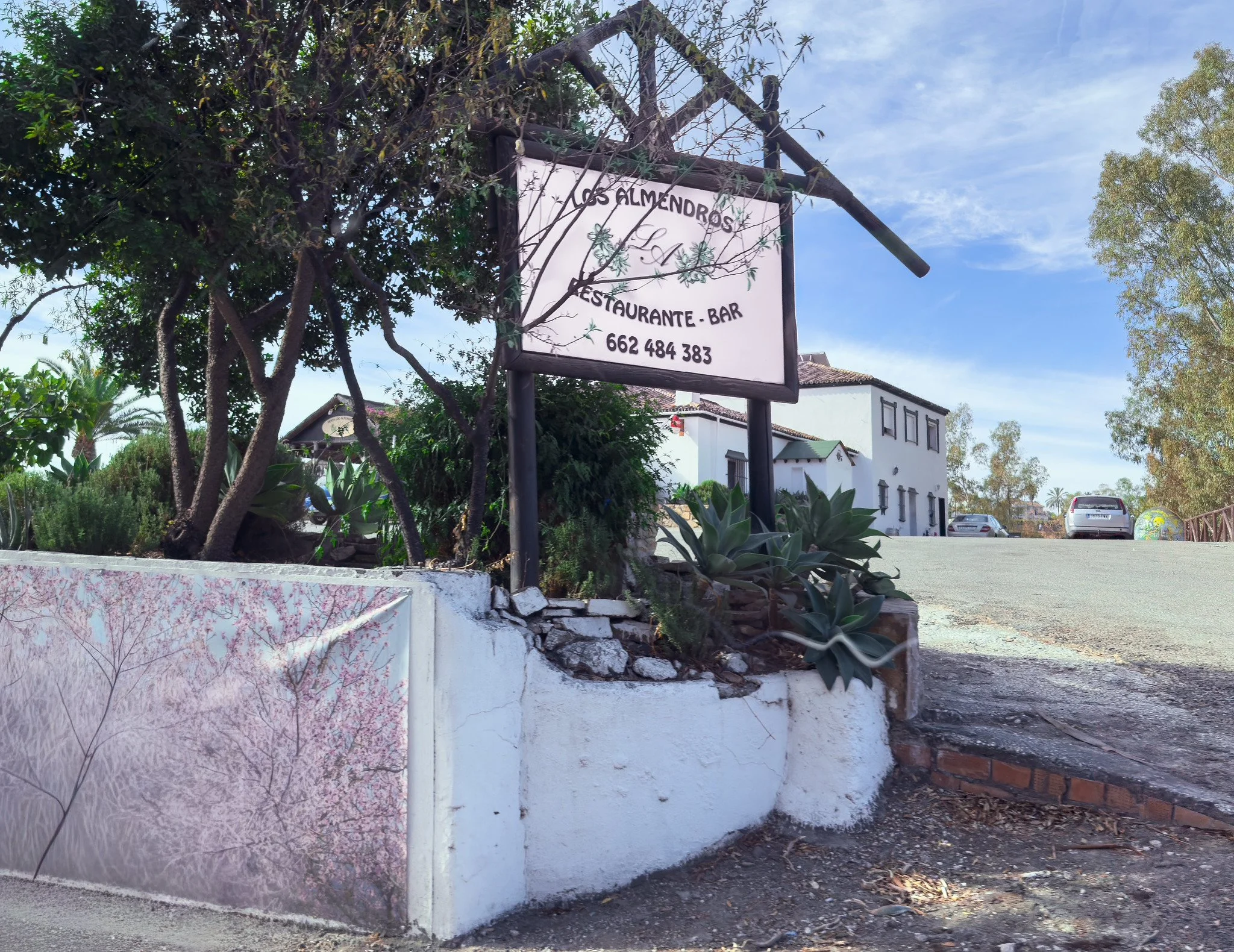 Los Almendros Restaurant