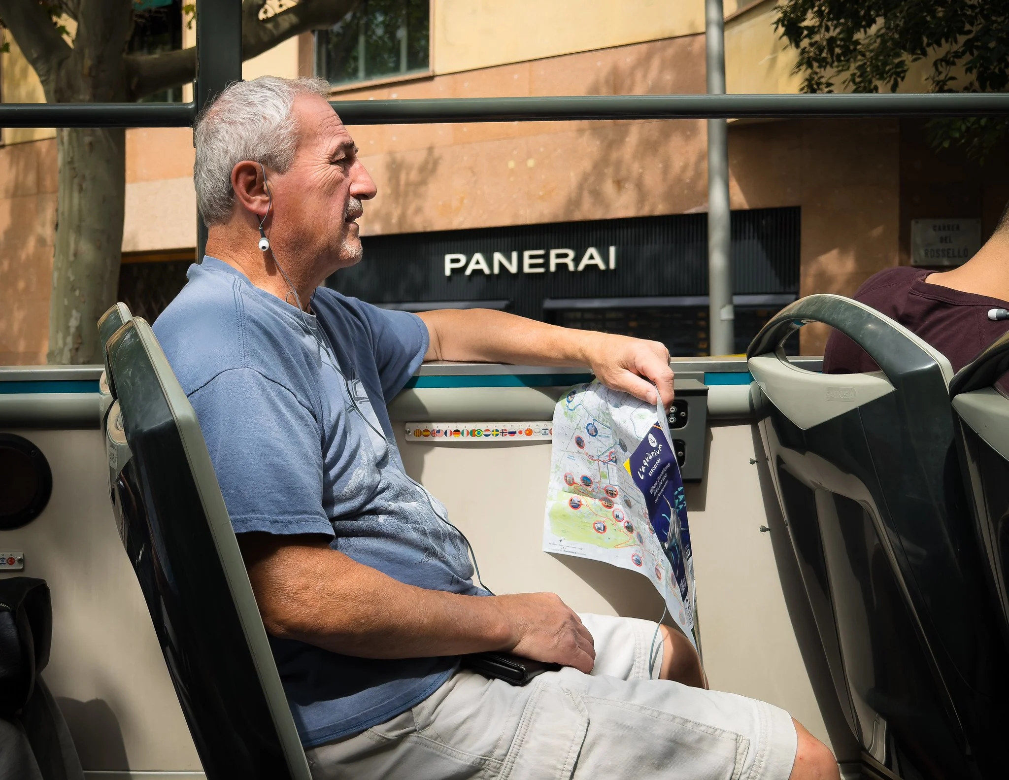 Red Route Hop-On-Hop-Off Bus Tour