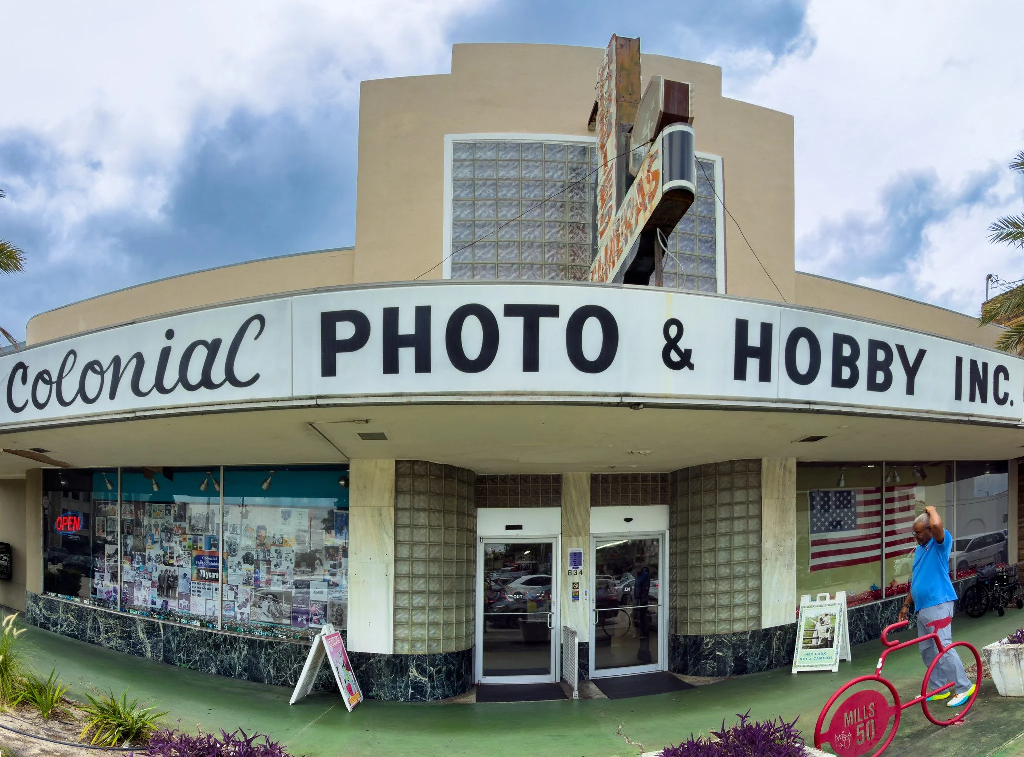 Colonial Photo & Hobby Inc