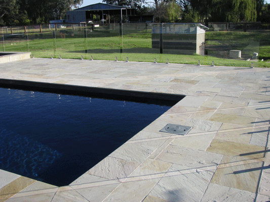 Willow-pool-mudgee2.gif