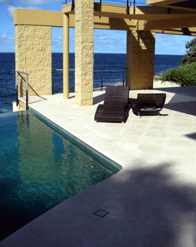 An oceanside pool in Maroubra