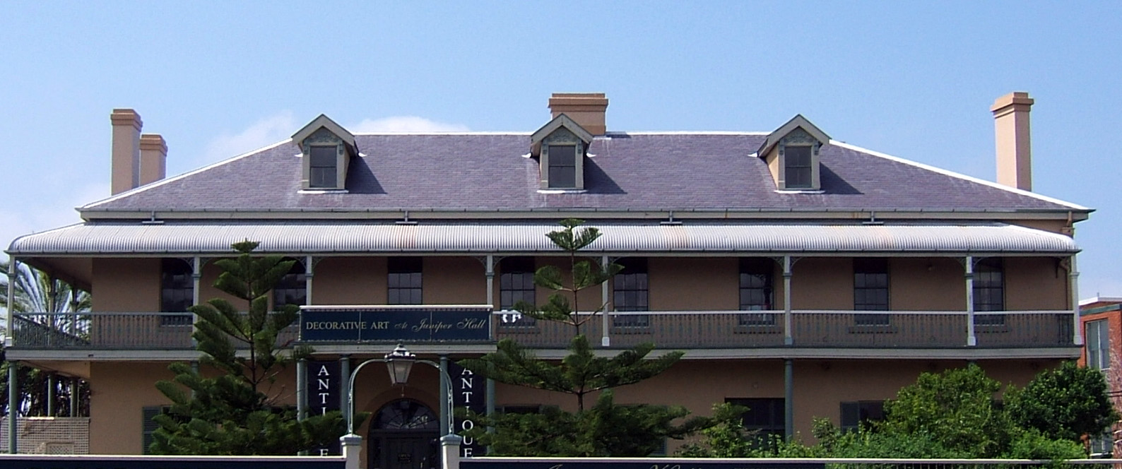 Juniper Hall, Paddington