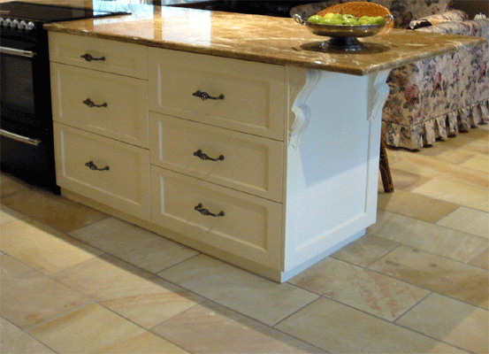 Willow-kitchenbench1.gif