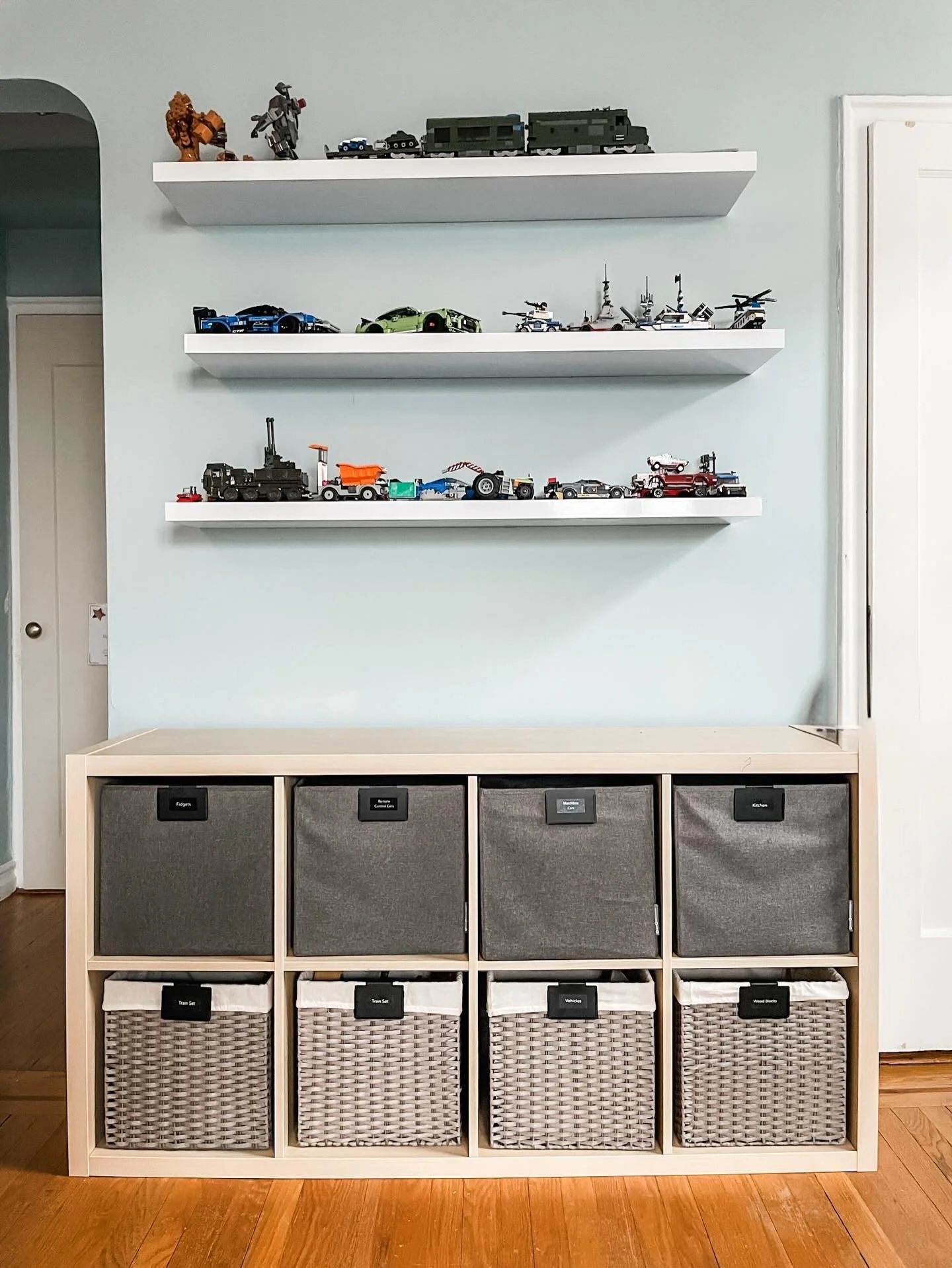 here&rsquo;s why this product is a professional organizer FAVORITE✨🧺

Let us reintroduce: the Montauk Basket. It&rsquo;s is a tried and true go-to bin for the Sage team and a perfect example of pretty 🤝 practical. The liner protects clothes from sn