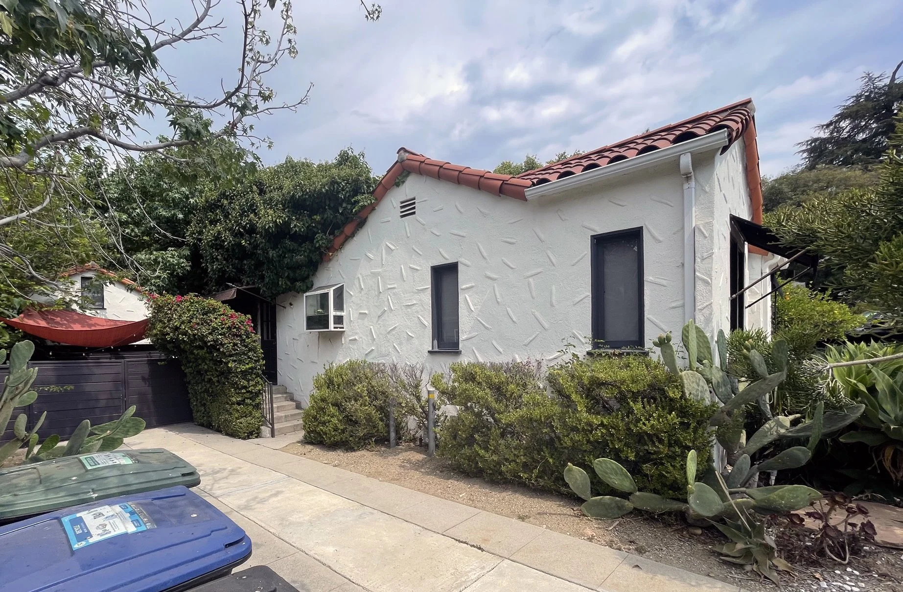 main_house_sierra_vista.jpg