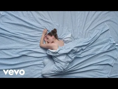 Olivia Ruiz - Mon corps mon amour (CLIP OFFICIEL)