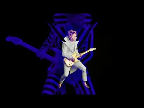 -M-  " Superchérie "