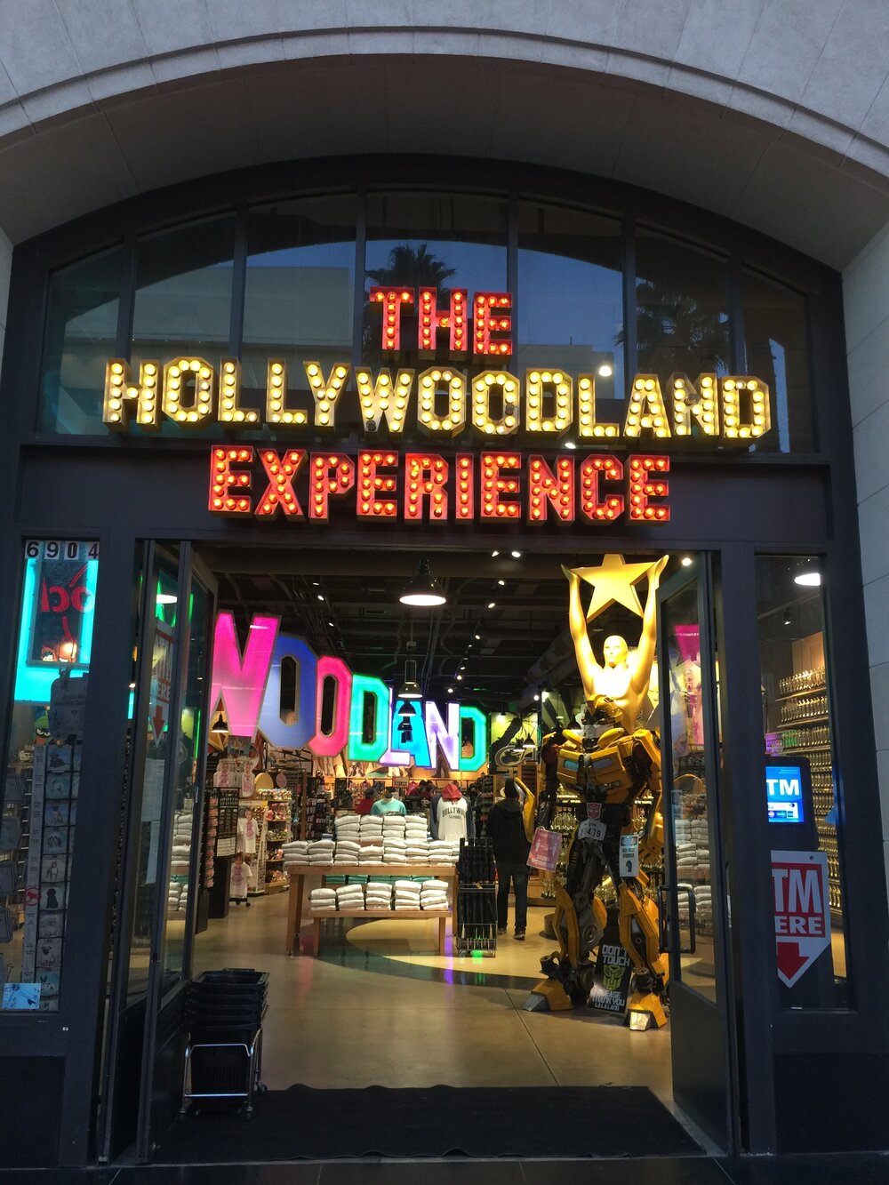 hollywoodland experience.JPG