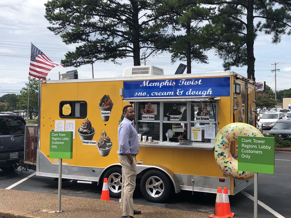 Memphis Twist sno, cream & dough