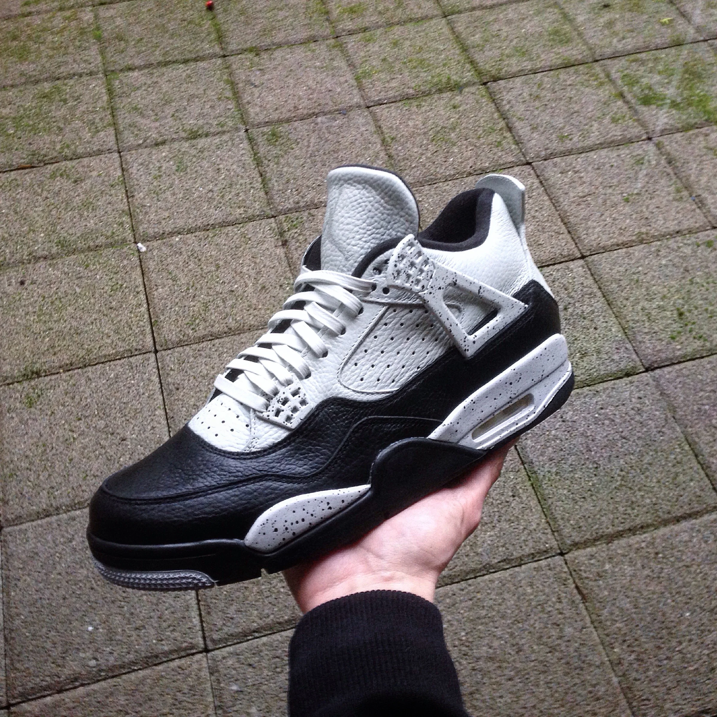 Jordan 4 Oreo