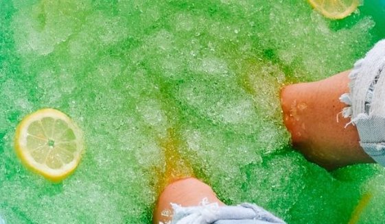 Reno's Secret to Soft Heels: The Benefits of In-between Pedicures with Magical Melt 