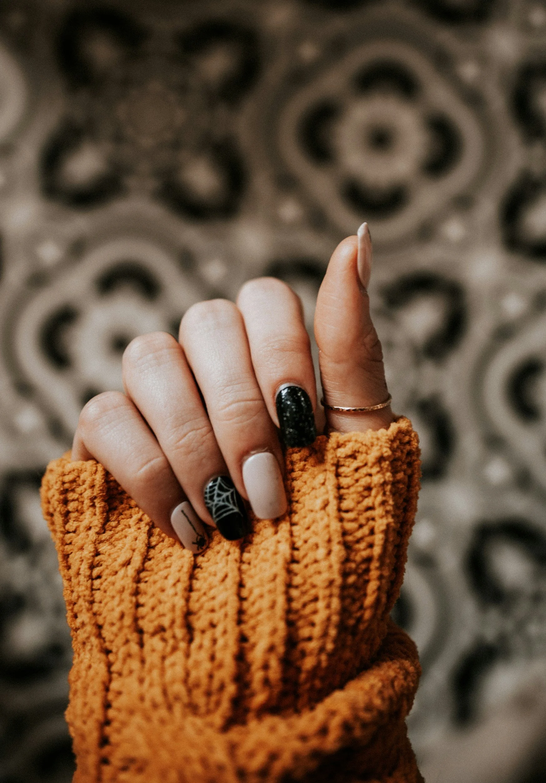 5 Must-Try Fall Nail Trends to Rock This Season and Elevate Your Style