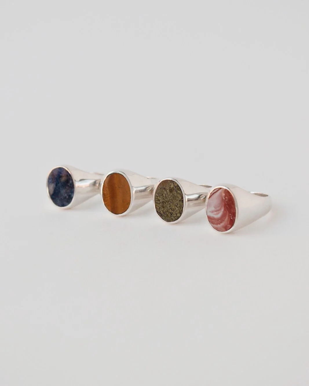 signet_inlay_oval_silver_group.jpg