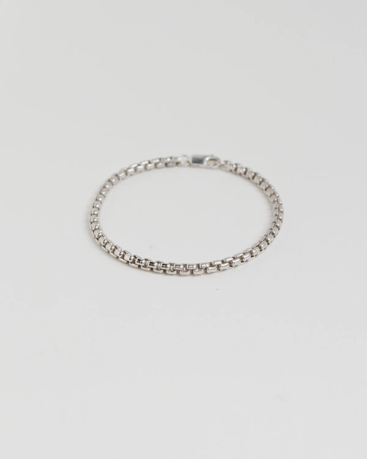 solid_chain_bracelet_silver.jpg