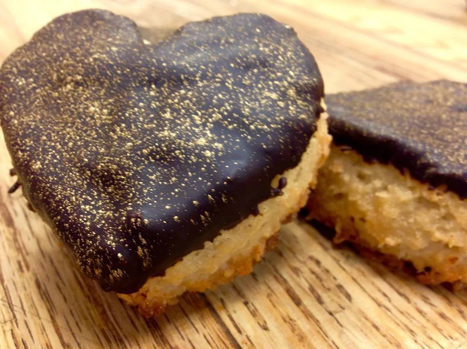 Heart Macaroon.jpg