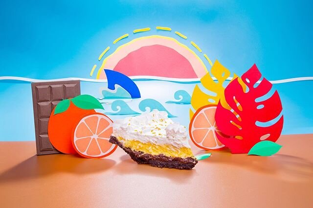 Check out one of the 5 amazing bakery treats available as a flight in the Father&rsquo;s Day Bakery and Brew Box: A slice of our newest Chocolate Orange Cream Pie! 🍫🍊✨ An elegant and wonderful slice of heaven for those with a year-round sense of Ch