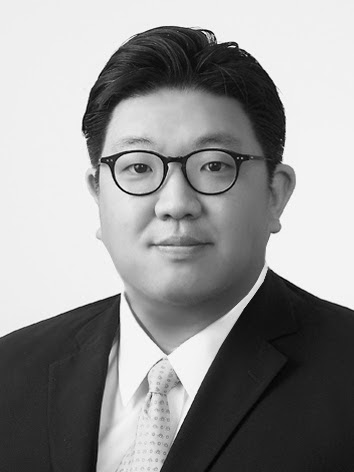 Hong Suk Yang_profile (1).jpg
