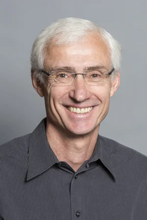 Frank Apeseche.jpg