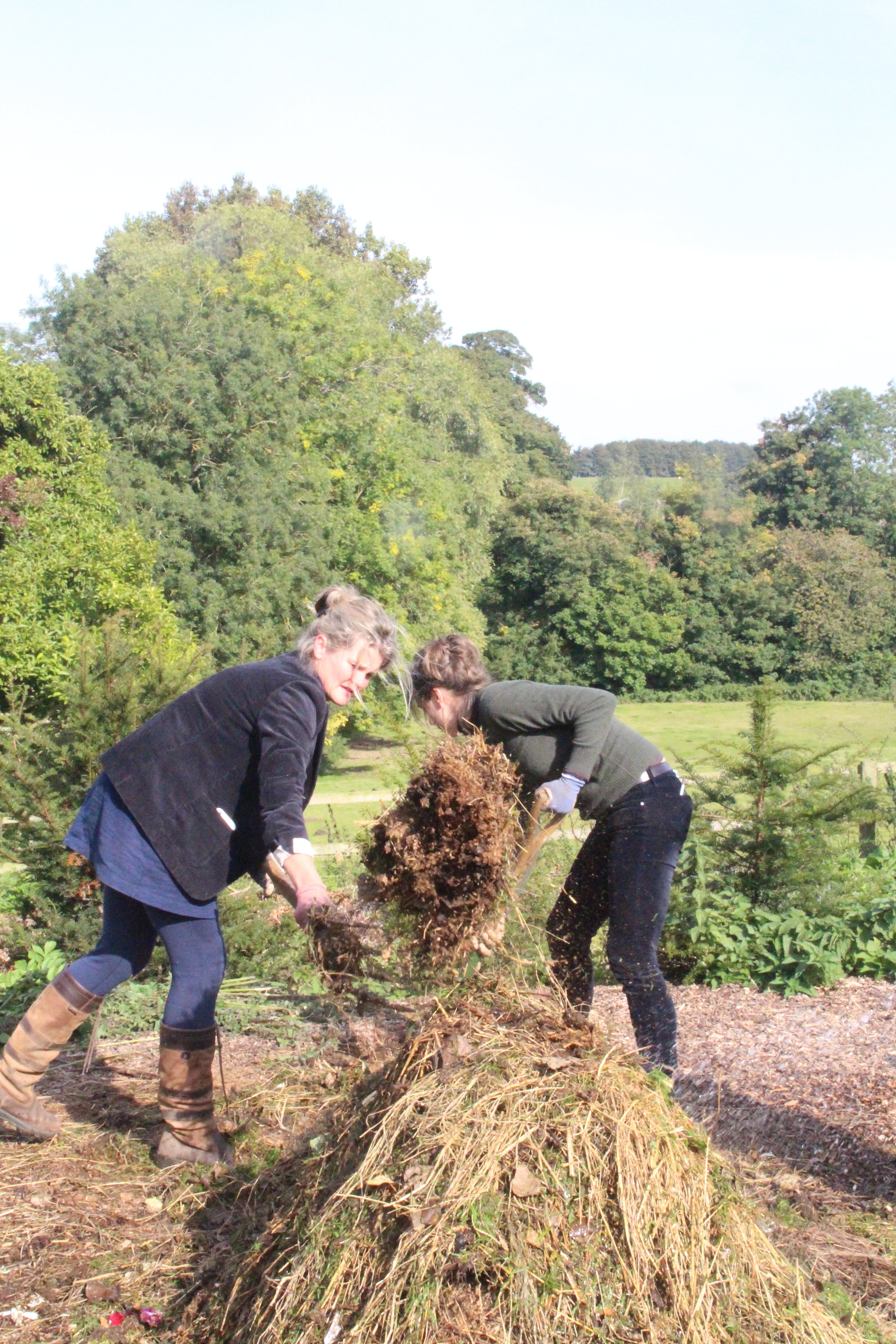 The Land Gardeners - Oxfordshire, UK