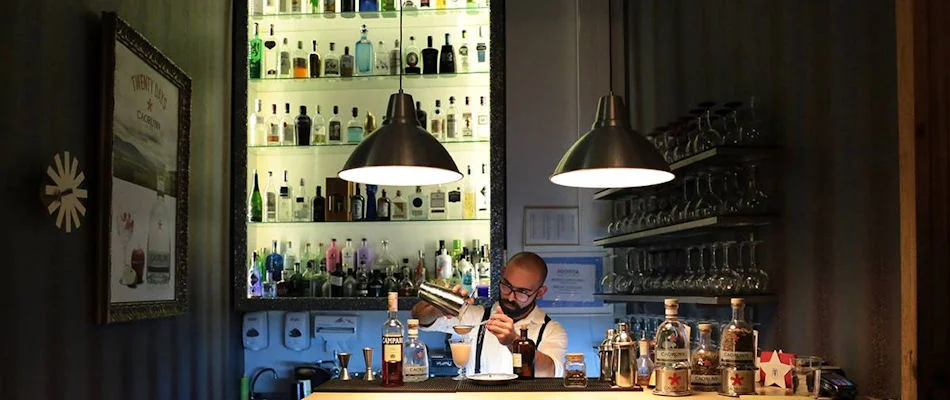 Best Bars Lisbon ~ Lisbonita Gin Bar