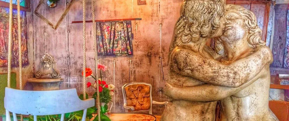 Best Bars Rome ~ Ak Bar / Photo: Facebook Akbar-ArtKooking