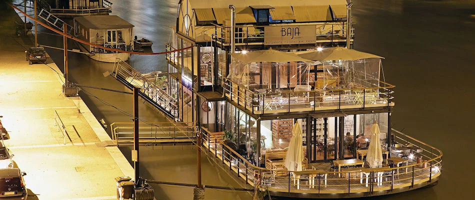 Best Bars Rome ~ Baja / Photo: Facebook Baja