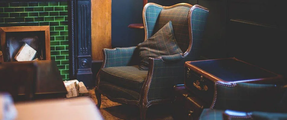 Best Bars London ~ The Running Horse / Photo: therunninghorsemayfair.co.uk