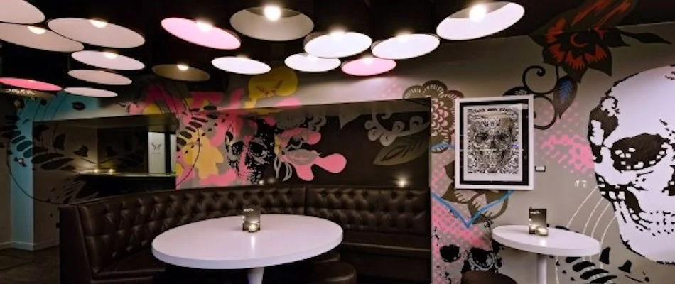 Best Bars London ~ Graphic / Photo: graphicbar.com