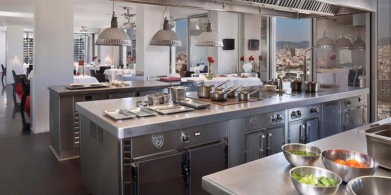 Best Restaurants Barcelona ~ Dos Cielos / Photo: www.melia.com