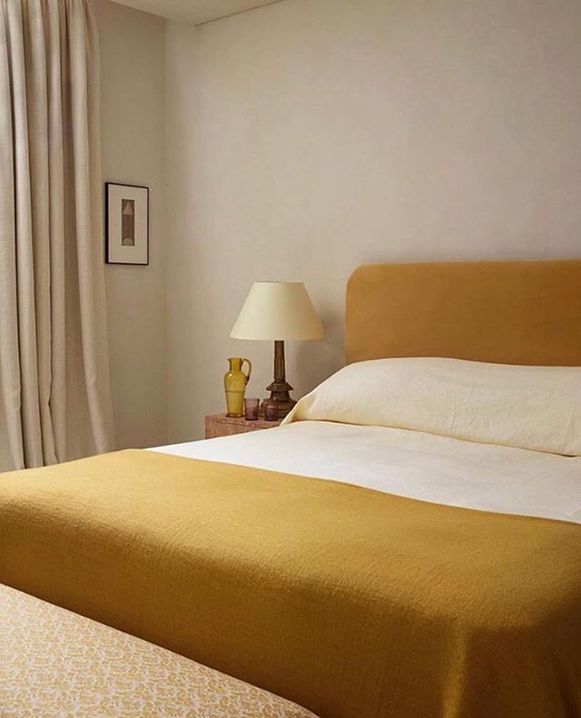 Looking at this @roseuniacke bedroom makes us happy 💛 just like the way we felt walking around the Kit Kemp Caribbean inspired showroom at Tufnell & Gigon. If you have not been it’s a must and if you miss it, you can still experience the magic @firmdale_hotels #houseofsuisui - - #roseuniacke #bedroominspiration #yellowinterior ##interiorslondon #residentialdesign #hospitalitydesign #residentialdevelopment #hoteldesign #boutiquehotelawards #londondesign #londoninteriors #interiordesigner #designblog #interiorblog #interiormagazine #art #royalacademyofarts #theworldofinteriors #elledecor #shoreditchhouse #sayhito #vogueliving #instainterior #instadecor #instadesign #hoteldevelopment #deezeen #wallpapermag