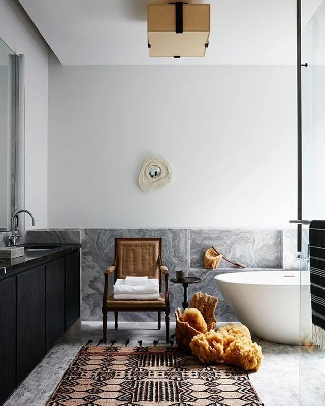 You know when you find a inspiration image and want to keep it all to yourself? Yes well that’s how we felt about this image. It’s too beautiful not too share though !!! It’s by the incredible @nealbeckstedt who does it again. Our favourite elements are the marbleised stone and the over sized sculptural raw sponges. - #houseofsuisui - - #nealbeckstedtstudio #interiorslondon #residentialdesign #hospitalitydesign #residentialdevelopment #hoteldesign #boutiquehotelawards #furnituredesign #londoninteriors #interiordesigner #designblog #interiorblog #interiormagazine #art #tatemodern #bathroominspiration #theworldofinteriors #elledecor #shoreditchhouse #sayhito #vogueliving #britishdesign #instainterior #instadecor #instadesign #hoteldevelopment #deezeen #wallpapermag