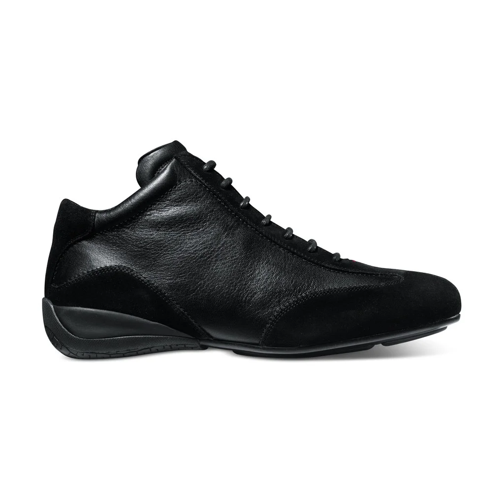 mille-blk-right_lat_1024x1024.jpg