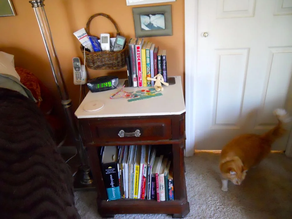 AFTER: Reading nook cleaned up and ready for the new year and new books. 