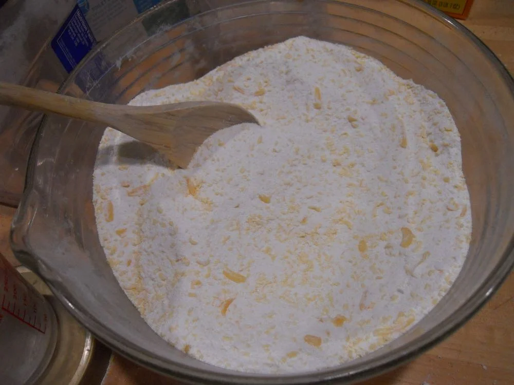 This is how the finished mix should look with little yellow dots of soap mixed in.