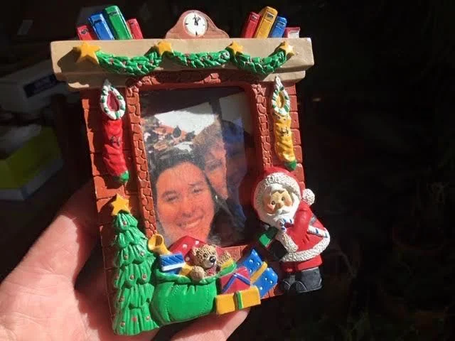 Repainted fireplace photo frame. (Photo by Charlotte Ekker Wiggins)