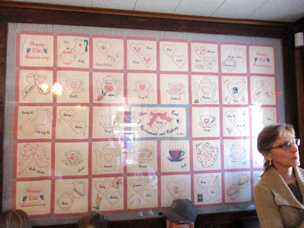 The Blue Owl Handmade Quilt at the entrance of the Kimmswick, Mo. Restaurant. (Photo by Charlotte Ekker Wiggins)