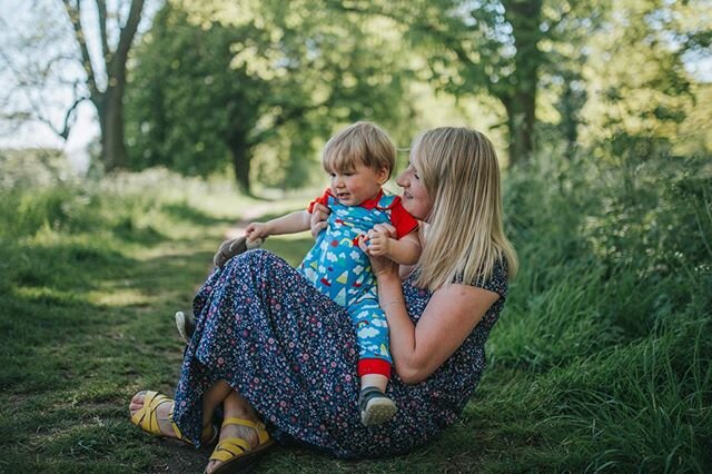 We are super conscious to make sure we try and get photos of us in the frame with Jesse, after all we literally spend all our time together! 
Social distance family shoots available locally for &pound;35 with &pound;10 going to @trusselltrust, each s
