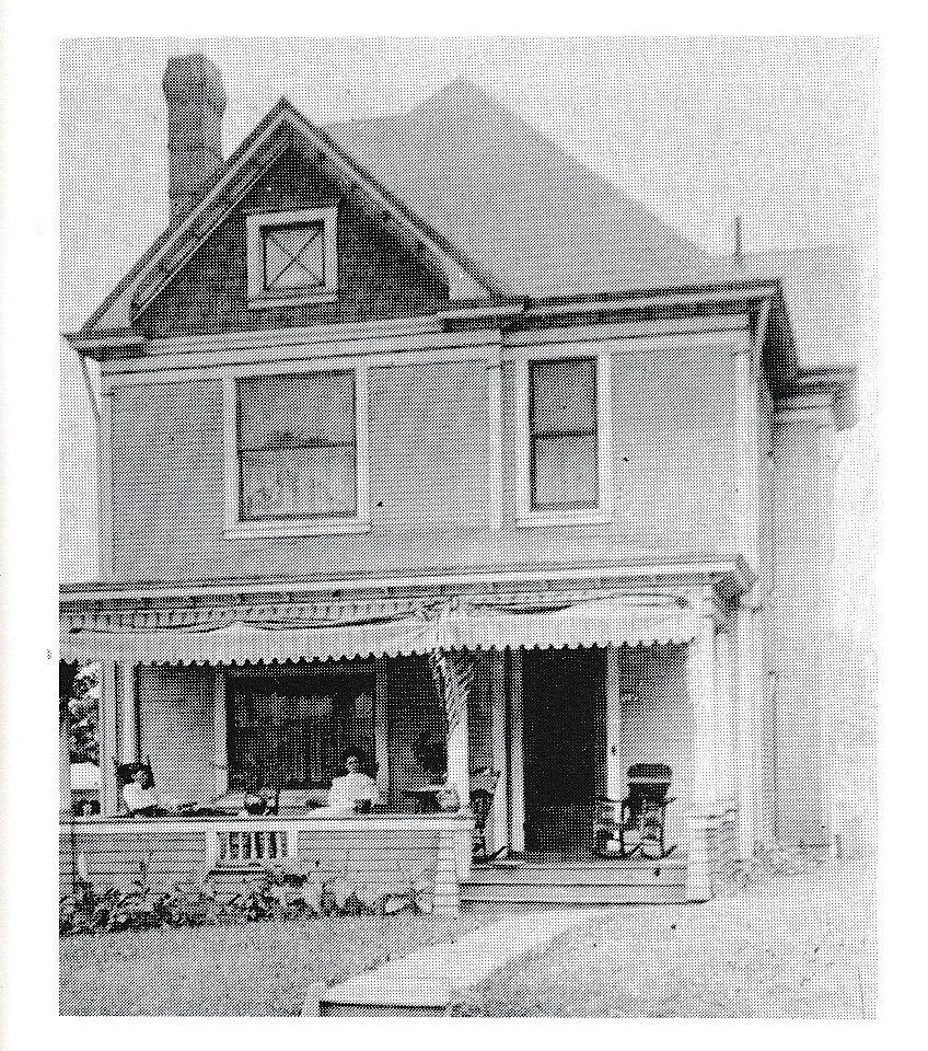 Edward and Stella McKown's home on Montour St (Note: The 1910 US Census indicates that Edward and Estella McKown resided at 615 Montour St. Edward works as a self-employed contractor/builder and owns the home.)