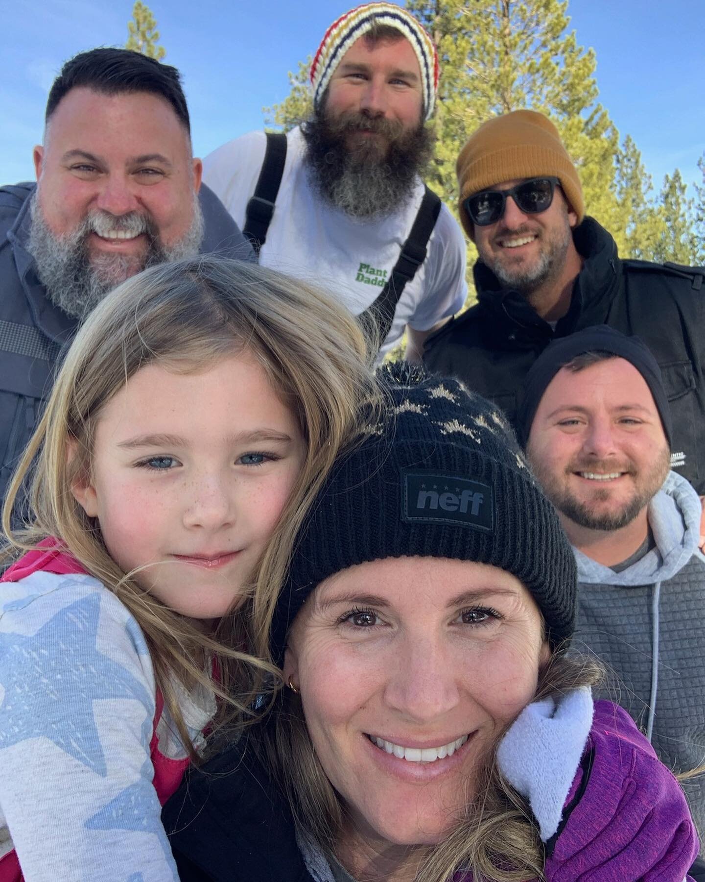 Fun snow day with the family!  #tahoe #xmaseve #fam #sledding