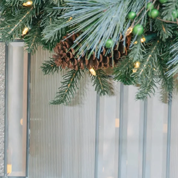 Holiday2015_3.jpg