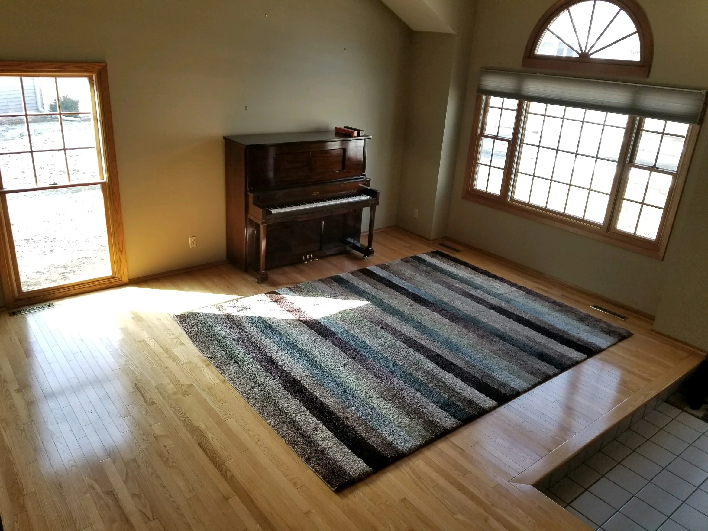 what color of flooring goes with honey oak cabinets how to design around honey oak h prall interior design what color of flooring goes with honey oak cabinets how to design around honey oak h prall interior design