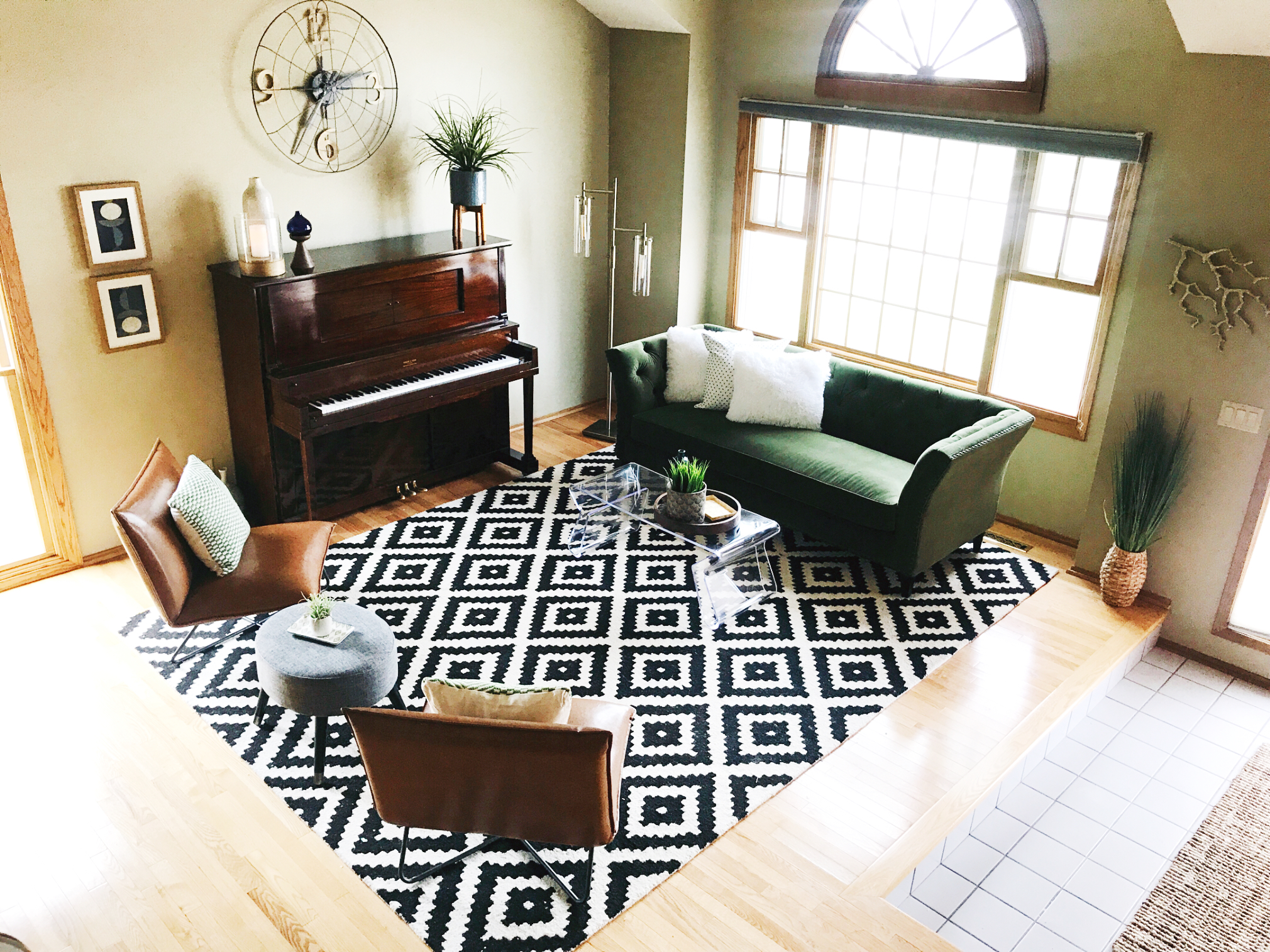 How to Design Around Honey Oak | H.Prall & Co. Interior Decorating | hprallandco.com