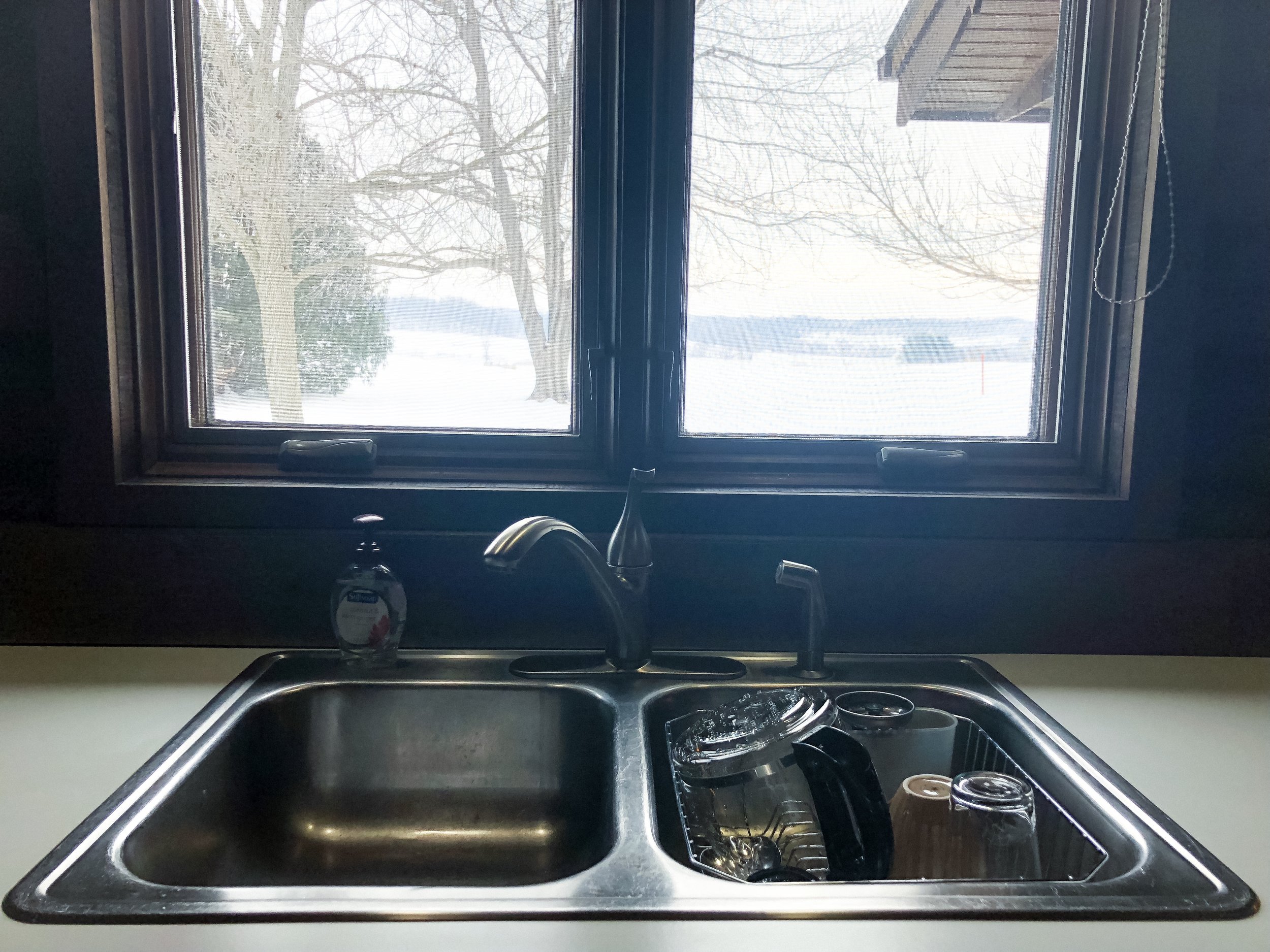 Knotty Pine Guest House-Cabin Getaway in Northeastern Iowa